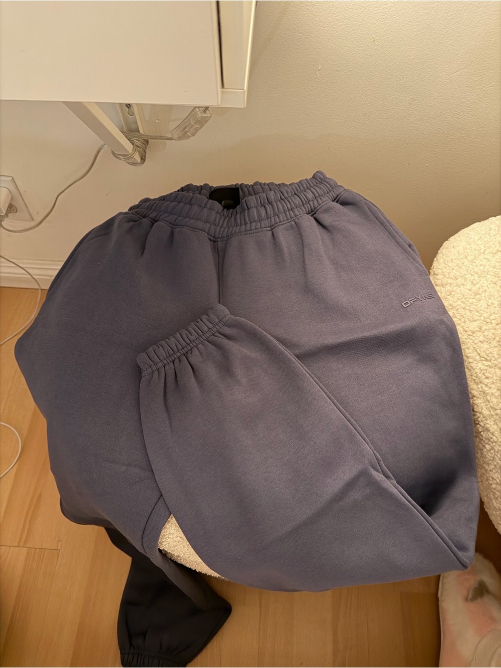 DFYNE ORIGIN SWEATS